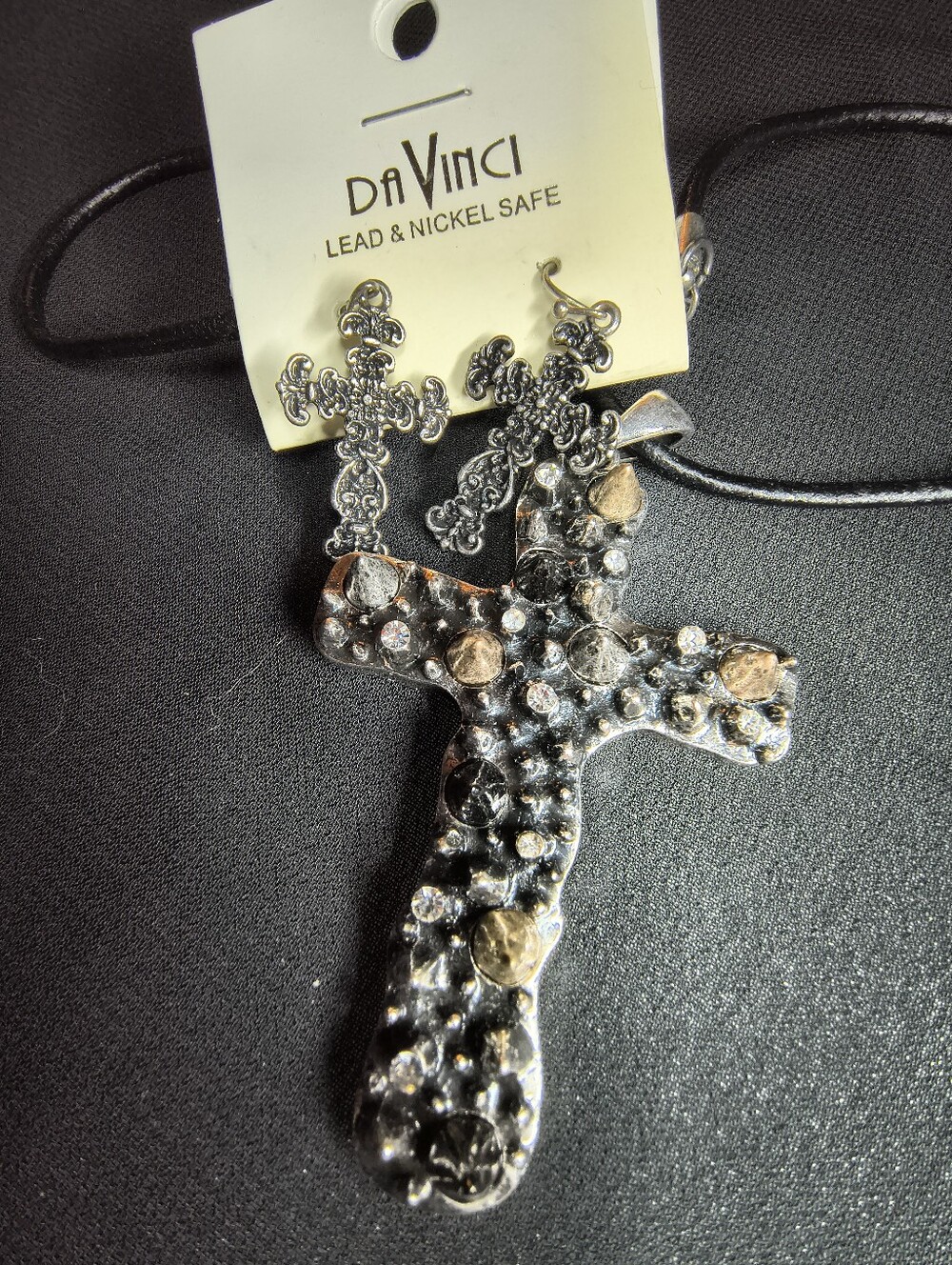 DaVinci Cross Necklace & Earrings Set NWT Silver Tone Rhinestone Black Cord Goth - Picture 8 of 8